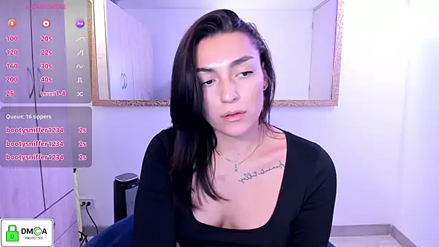 EricaVanderhill Chat XXX in diretta