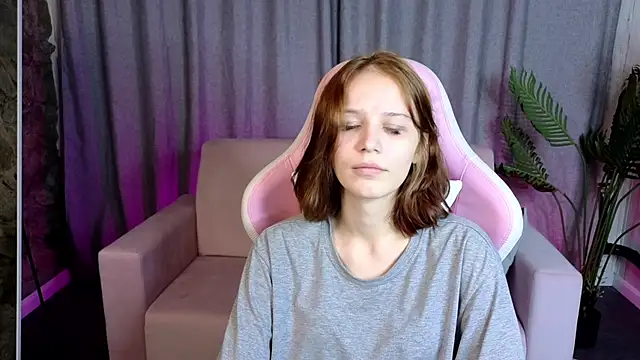 AliceJohansone's Live XXX Chat