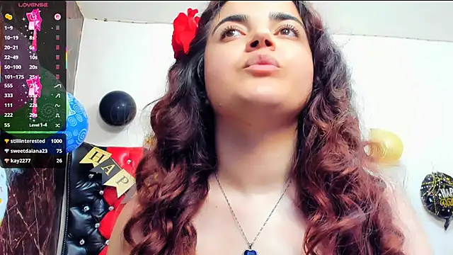 WooW_HotBig_Ass' Live XXX Chat