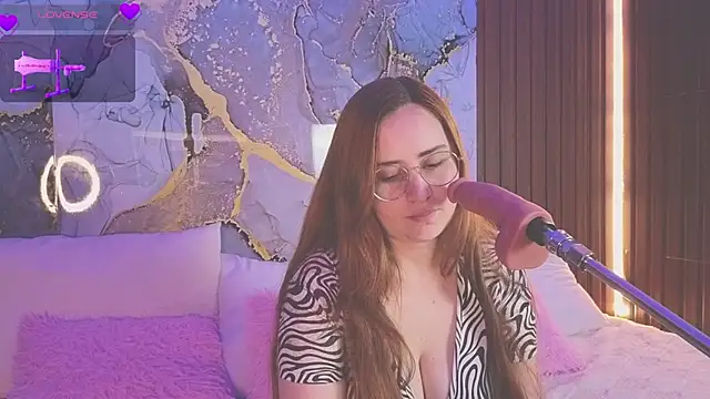 daddysgi1rl's Live XXX Chat