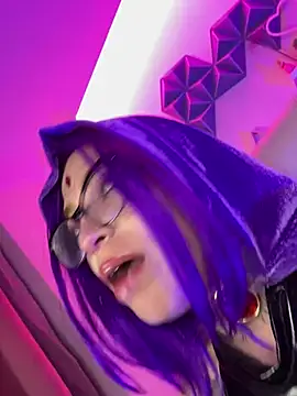 צ'אט XXX בשידור חי של dreamleah_