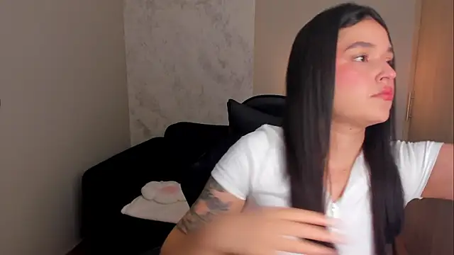 Czat XXX na żywo – MeganColt