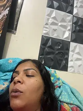 Show de Indiazinhax na webcam