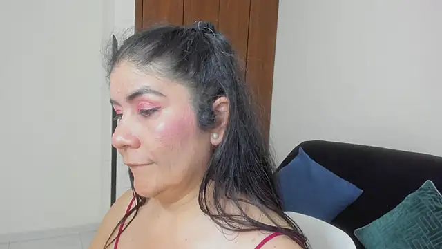 kiraGeiner: απευθείας συνομιλία ΧΧΧ