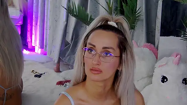 IsabelleEthann Live XXX chat