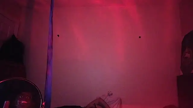 Онлайн чат XXX hailzeffn