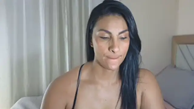 sweetandhot's Live XXX Chat