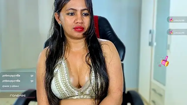 دردشة FannyXhot الجنسية المباشرة