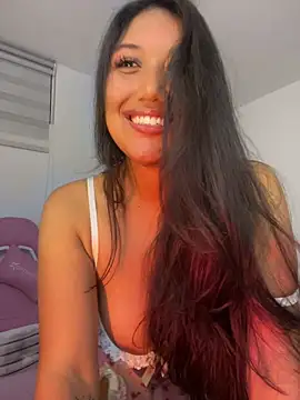 Chat XXX en directo de SharaRous