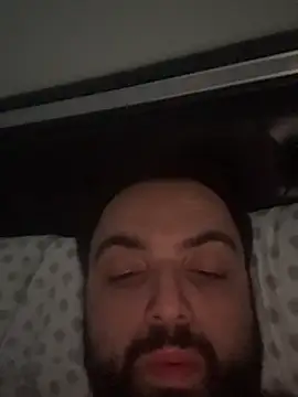 Jonnybigccookk69: διαδικτυακό σόου στην κάμερα