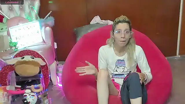 Chat XXX en directo de Skinygirl