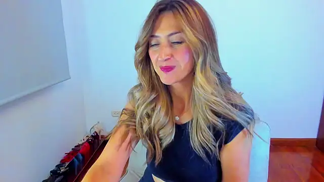 Chat XXX en directo de Velourmuse