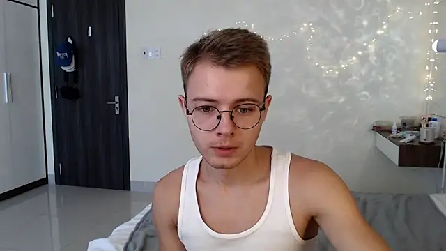 NikiKerryCum Webcam show