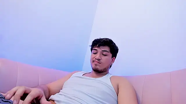 Živý XXX chat juanmechanic_