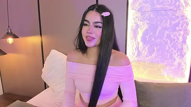 Chat XXX en directo de elara_bloom_