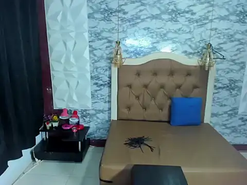 DannaPetitee's Live XXX Chat