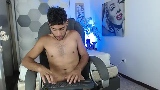 AlejandroGreco XXX чат на живо