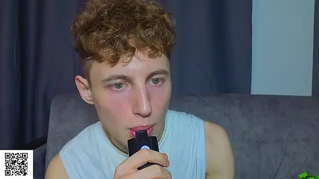 crispinvern Live XXX chat