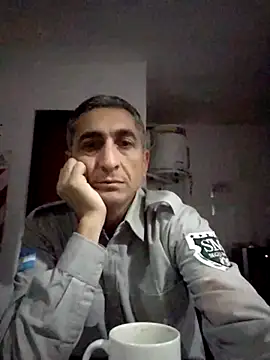Alejandro83bsf 라이브 XXX 채팅