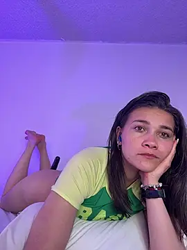 Chat XXX en directo de aurora_divine
