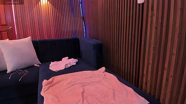 Emma_caarter_'s Live XXX Chat