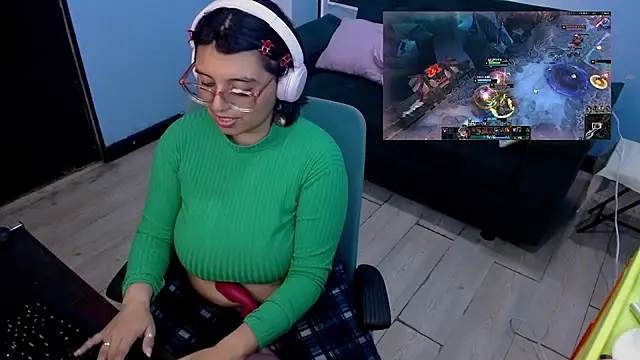ohmysqueak Chat XXX in diretta