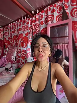 sweetieme Chat XXX in diretta