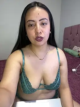 IvyVelvet_ Live XXX Chat