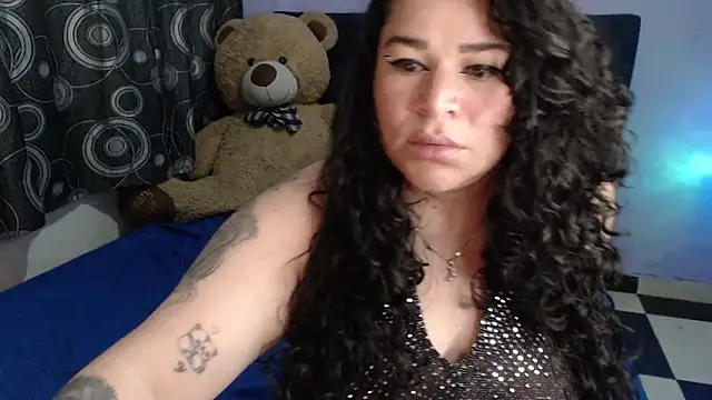 ANGELIQUE_KLANE's Live XXX Chat