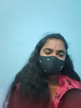 Tamil-Megavarthinii 即時 XXX 聊天