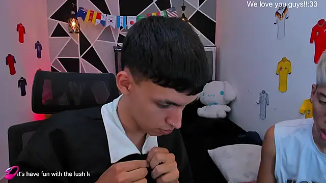 Juan_Nd_Steven – Live XXX-chat