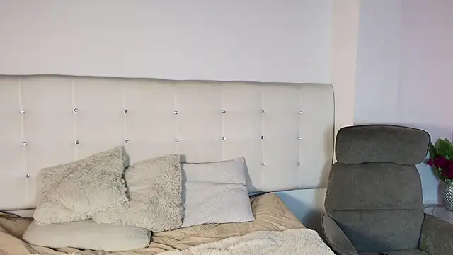 Czat XXX na żywo – emilly_duque