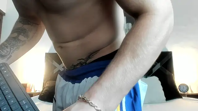Zeus_damian21 Chat XXX in diretta