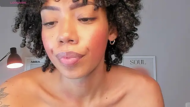 ashley_23_ Chat XXX in diretta
