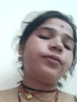 Bhumika_Love143 即時 XXX 聊天