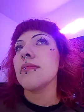Chat +18 de Sarah-Stoner ao vivo
