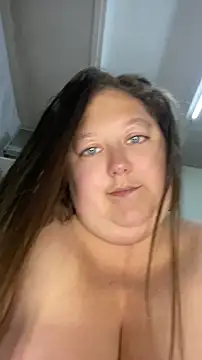 צ'אט XXX בשידור חי של Chloee_Peach