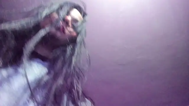 צ'אט XXX בשידור חי של thakytona