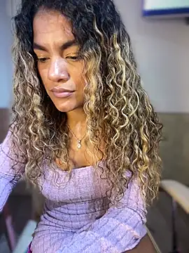 Chat +18 de AngelPinkk_ ao vivo