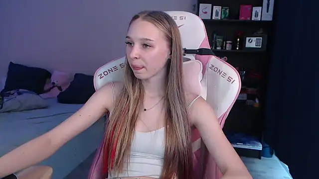 kitsune888 Adlı Modelin Canlı XXX Sohbeti