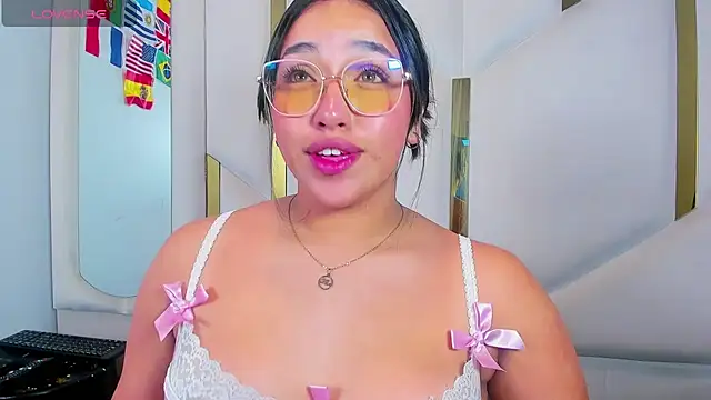 Chat +18 de IsabellRodriguez18 ao vivo