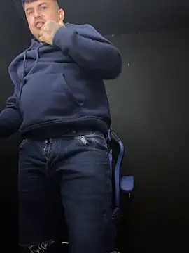 DickMasterfindomn Live XXX chat