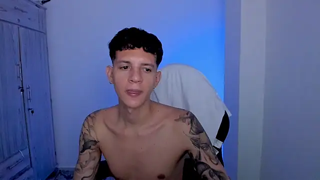 Chat XXX ao vivo de tylerrnova