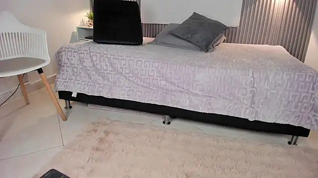 Živý XXX chat Zafiiraa