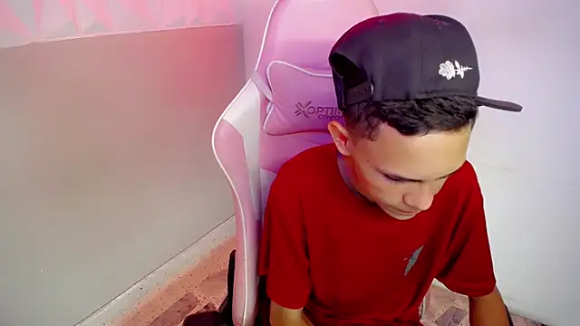 sombra_18 Chat XXX live