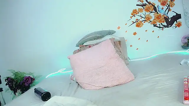 Khelany XXX чат на живо