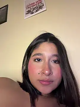 Chat XXX en directo de AriBunny18