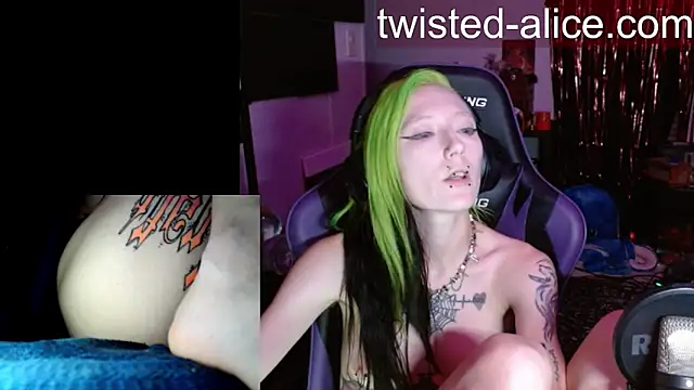 Twisted_Alice Adlı Modelin Canlı XXX Sohbeti