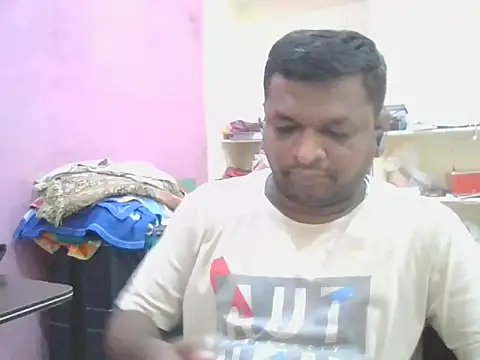 ITGuyhyd's Live XXX Chat
