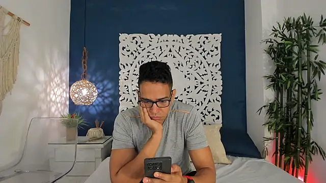 JacobDraven's Live XXX Chat